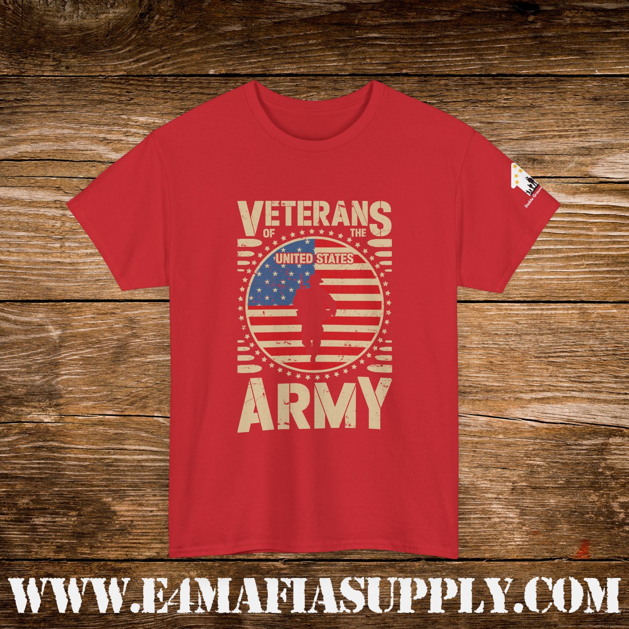 “Proud Army Veteran” – Patriotic Soldier Silhouette Flag T-Shirt