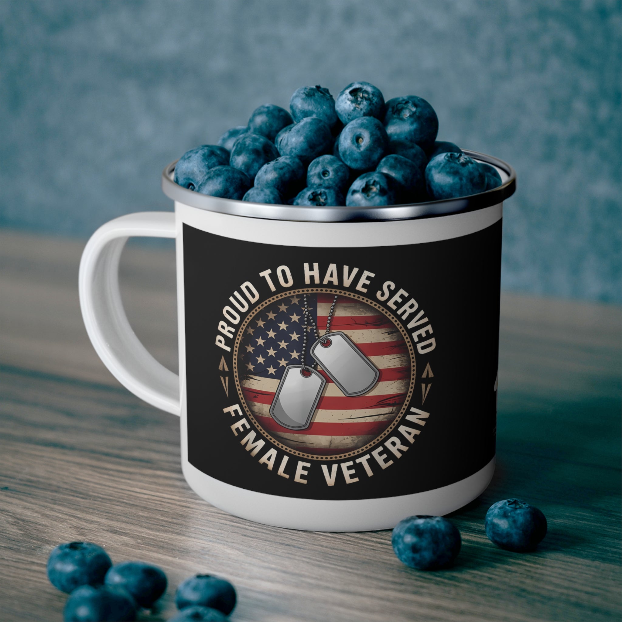 “Proud to Have Served” Female Veteran Enamel Mug – Patriotic Coffee Cup with American Flag and Dog Tags