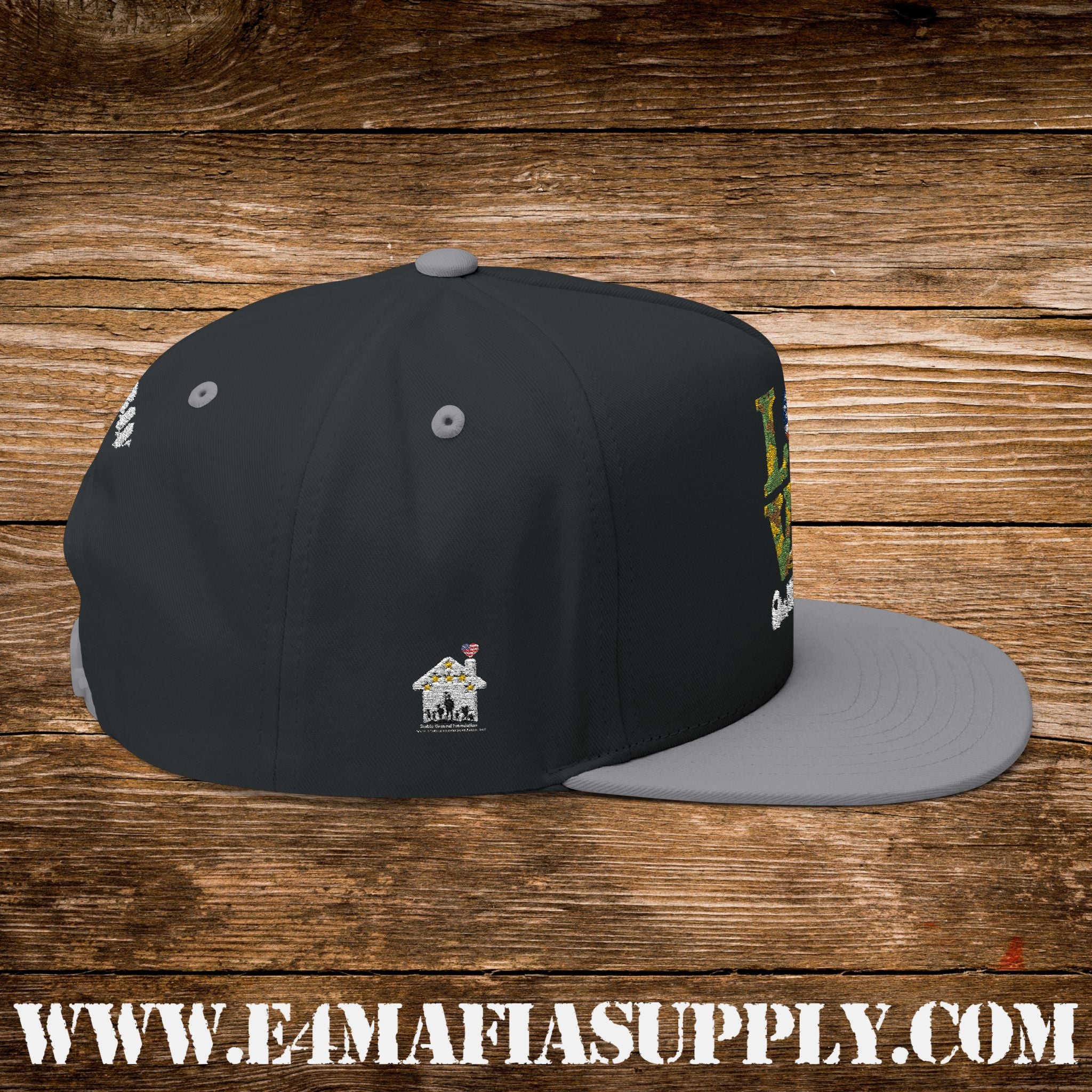 Patriotic “Love Our Veterans” Flat Bill Cap with Camo Letters and American Flag Heart