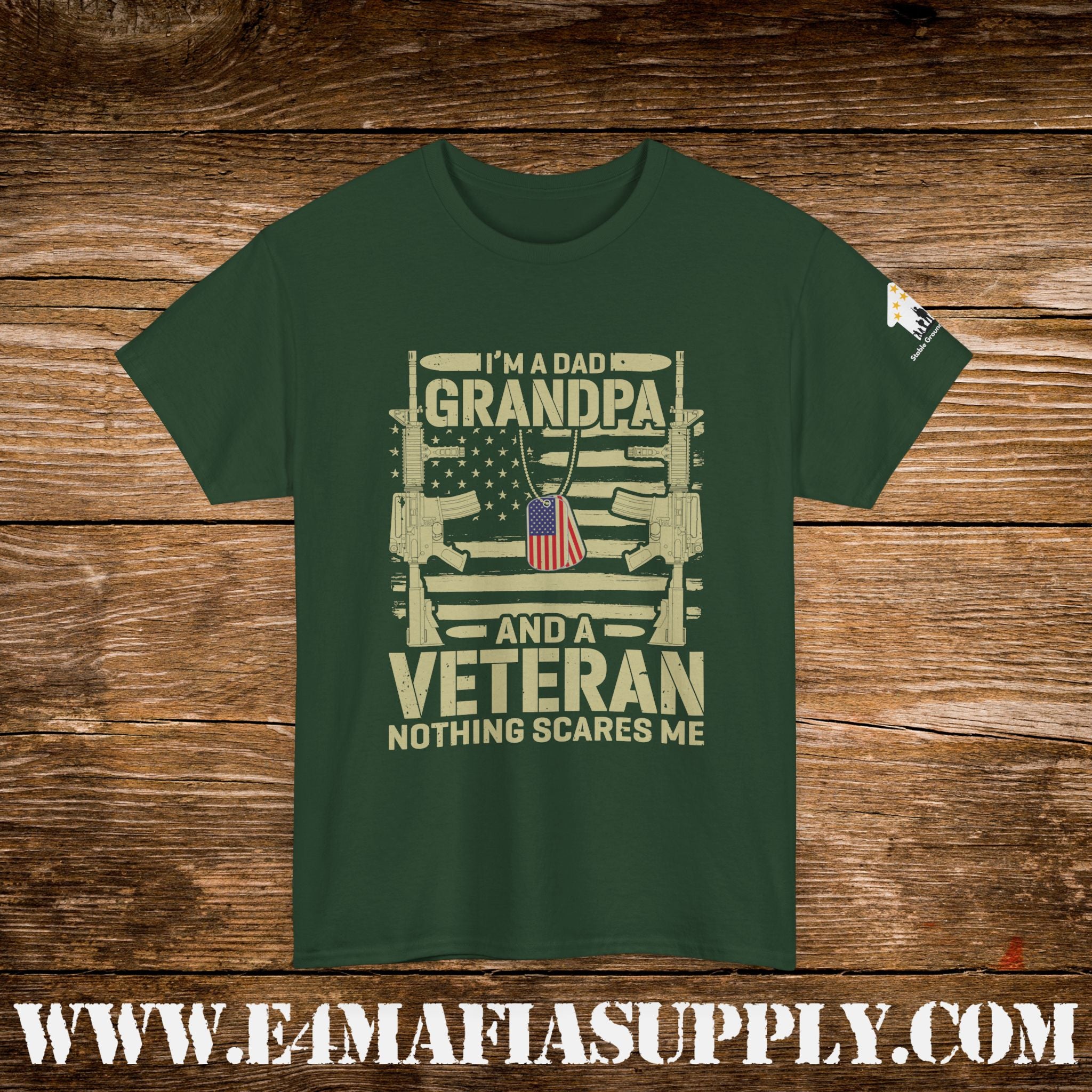 “I’m a Dad, Grandpa & a Veteran — Nothing Scares Me” – Funny Patriotic Veteran T-Shirt
