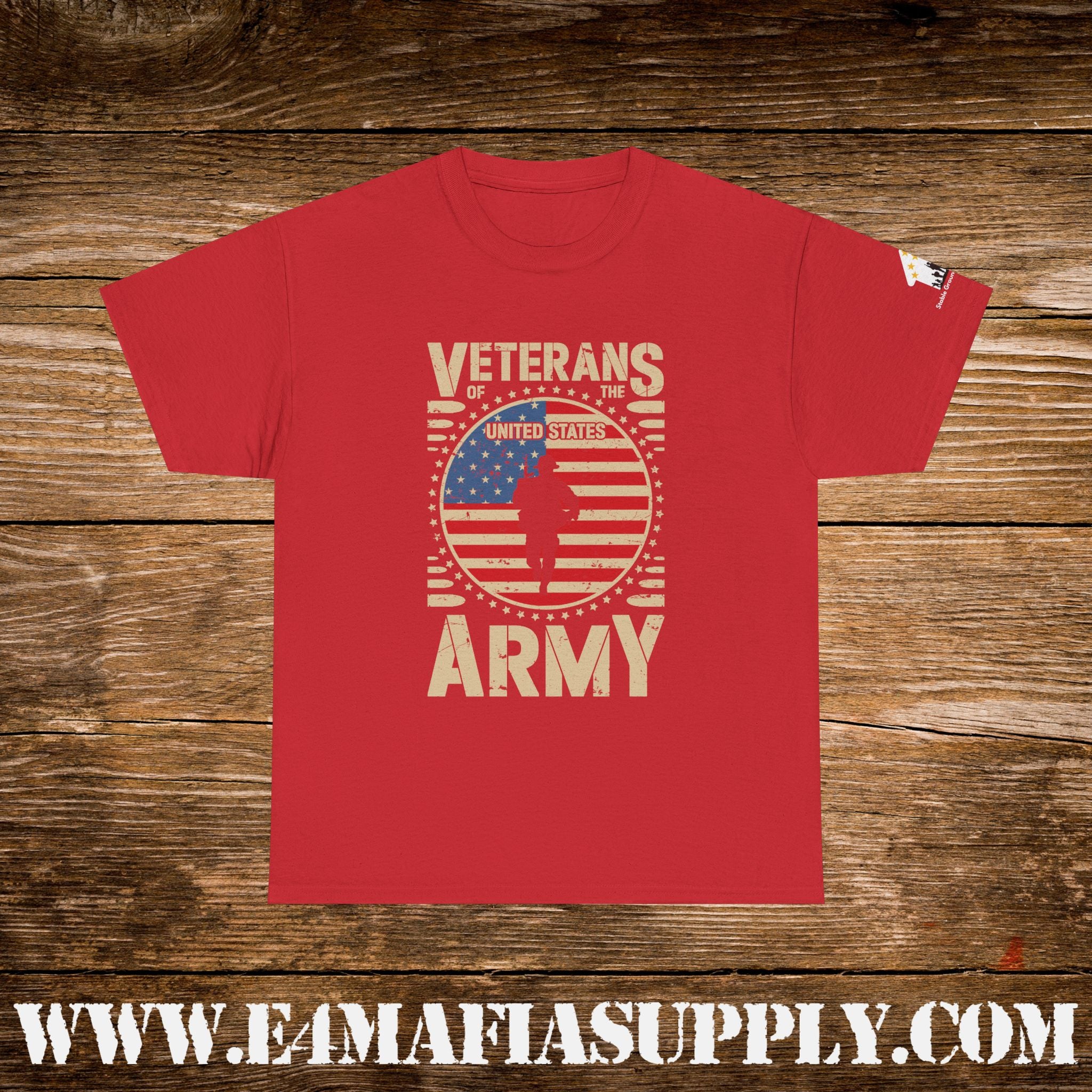 “Proud Army Veteran” – Patriotic Soldier Silhouette Flag T-Shirt