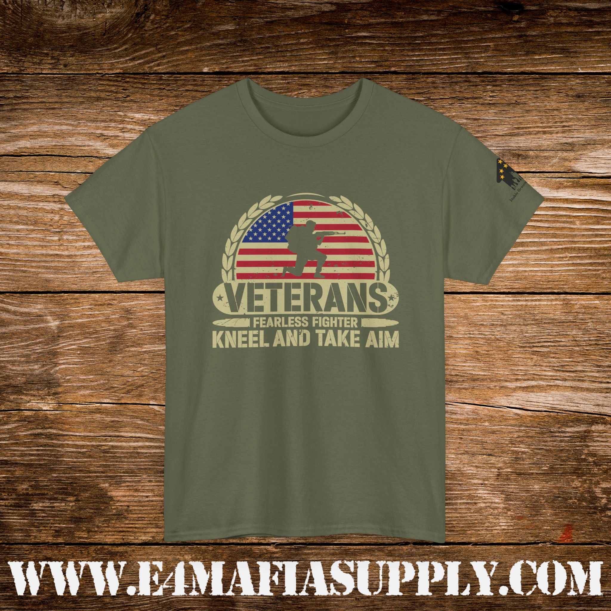 “Veteran of the United States Navy” – Patriotic American Flag T-Shirt