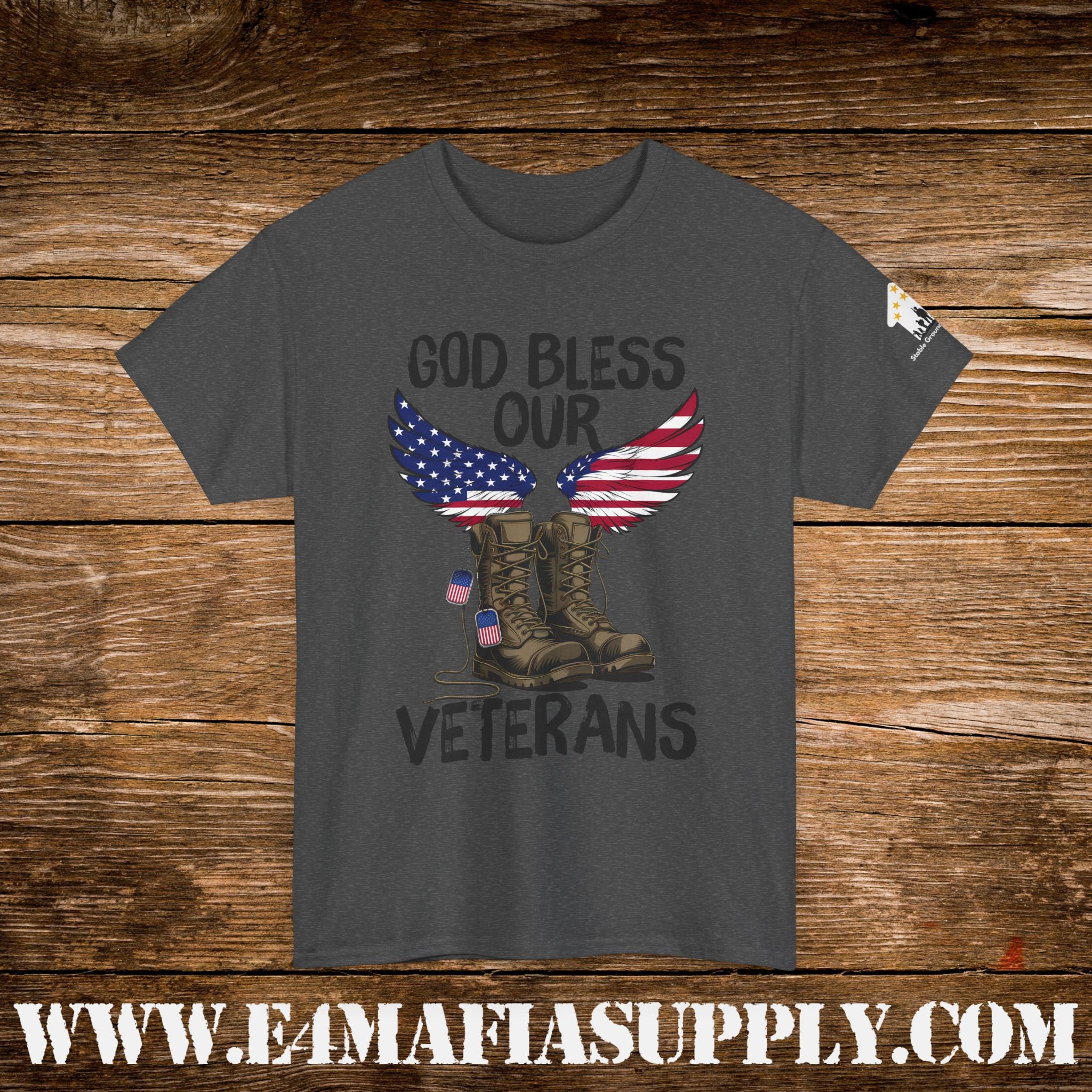 “God Bless Our Veterans” – Patriotic American Flag Boots & Wings T-Shirt