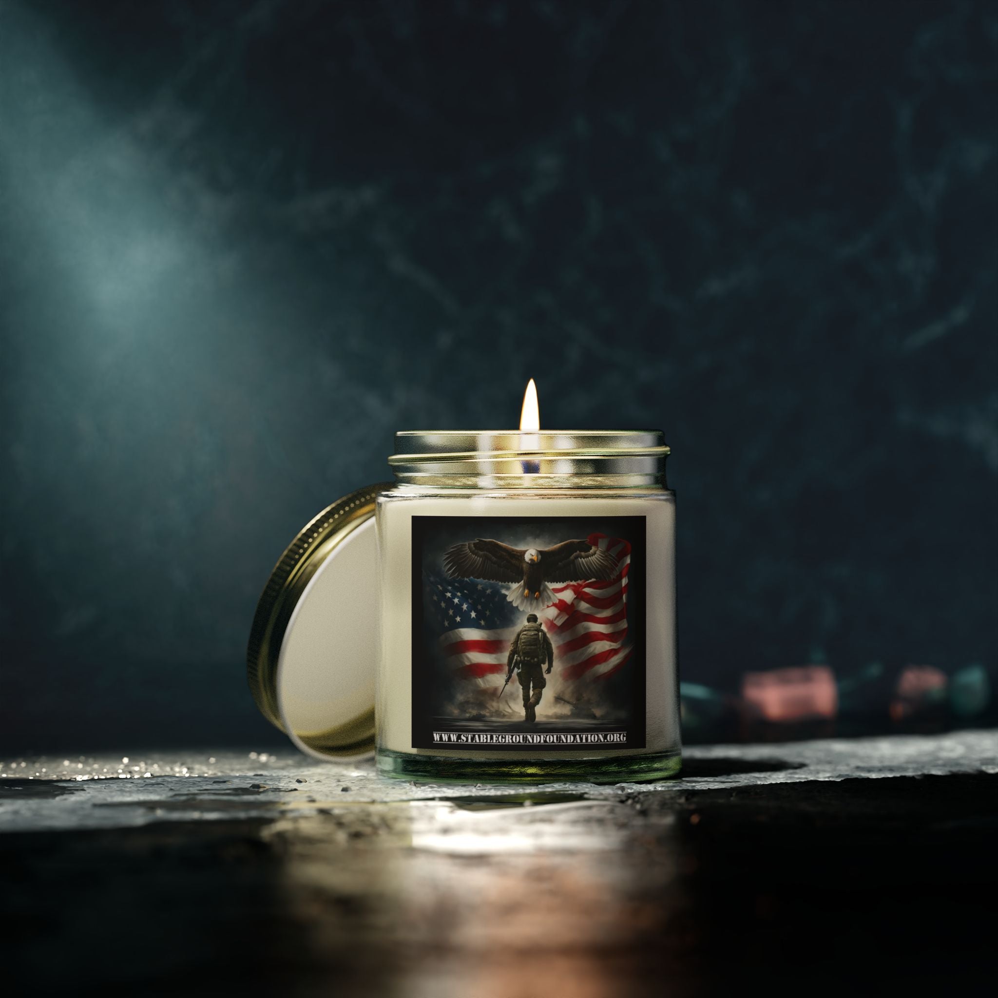 Defenders of Freedom Candle – Soldier with American Flag Tribute