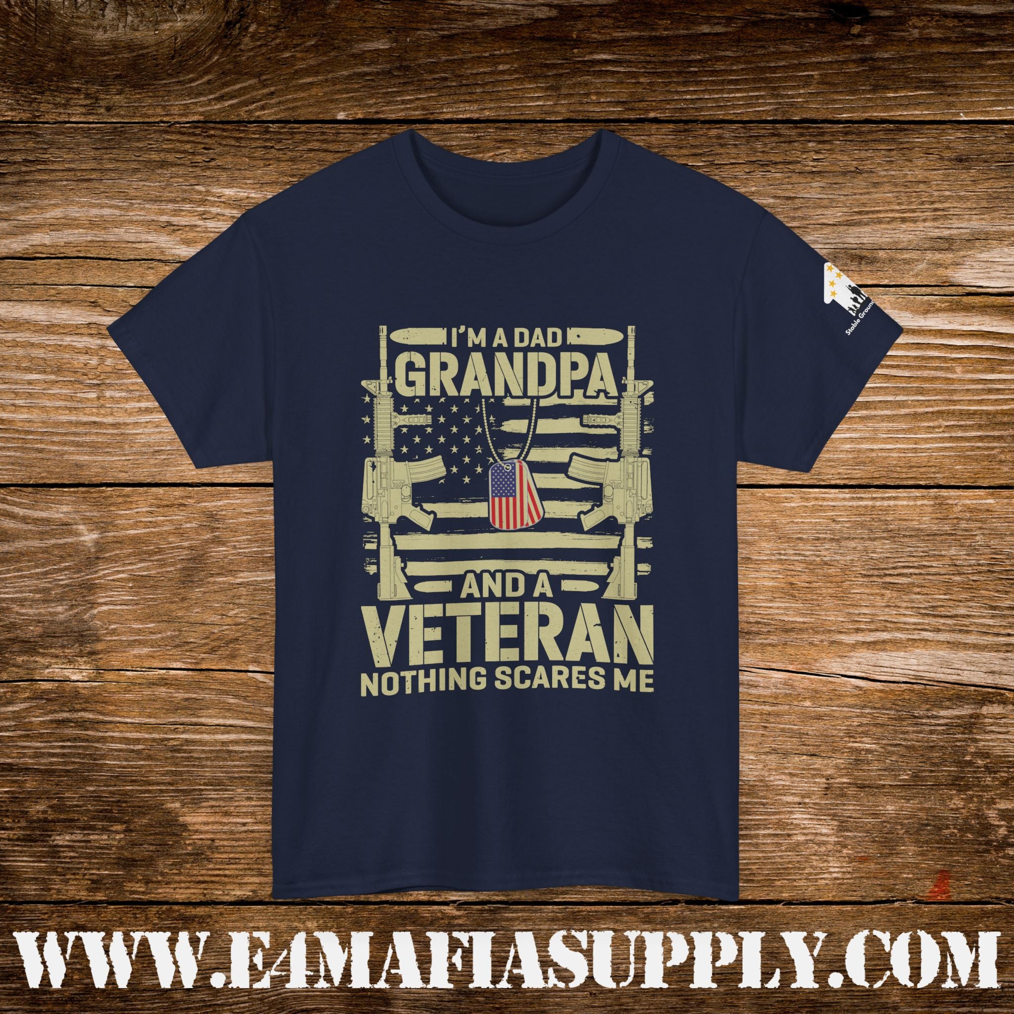 “I’m a Dad, Grandpa & a Veteran — Nothing Scares Me” – Funny Patriotic Veteran T-Shirt
