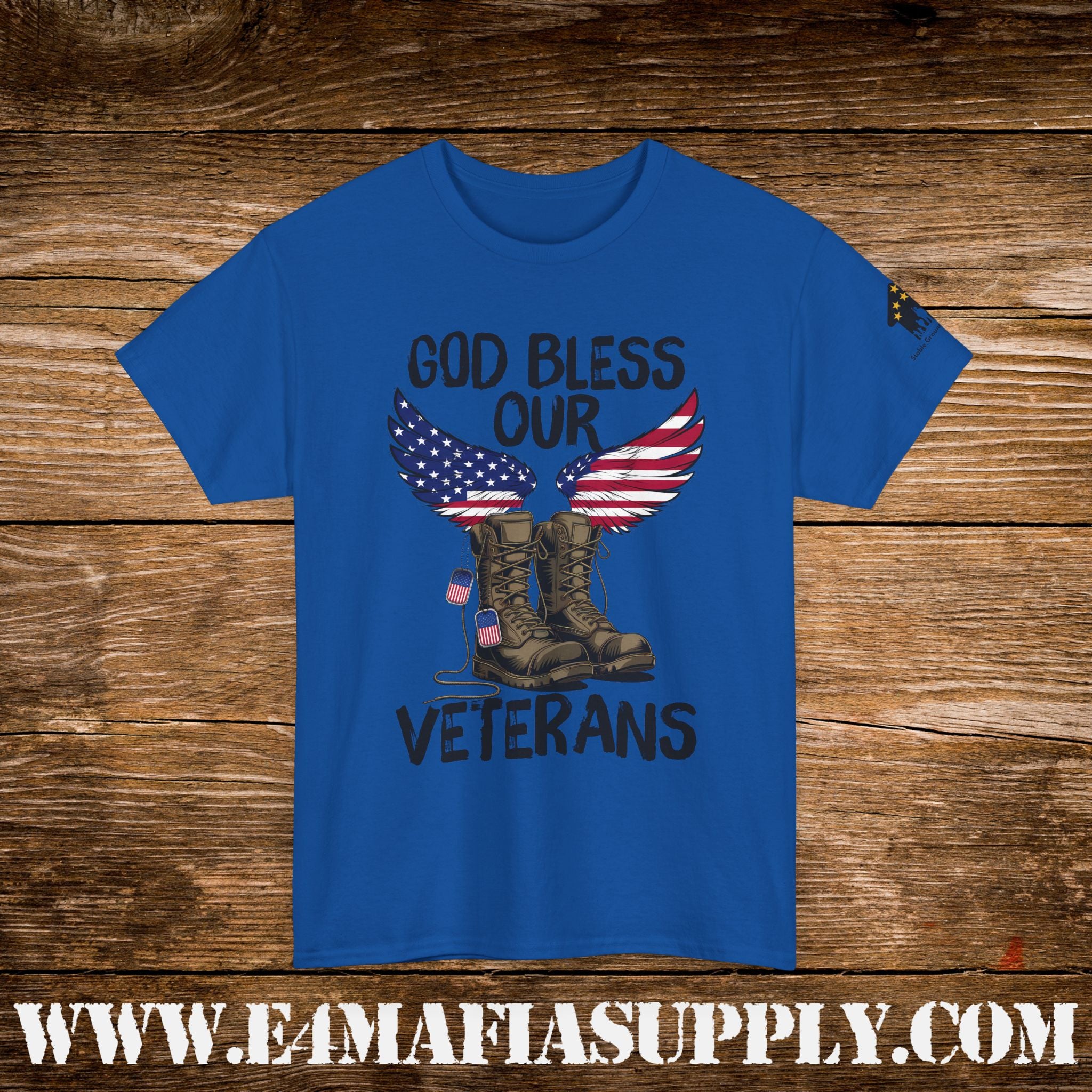 “God Bless Our Veterans” – Patriotic American Flag Boots & Wings T-Shirt
