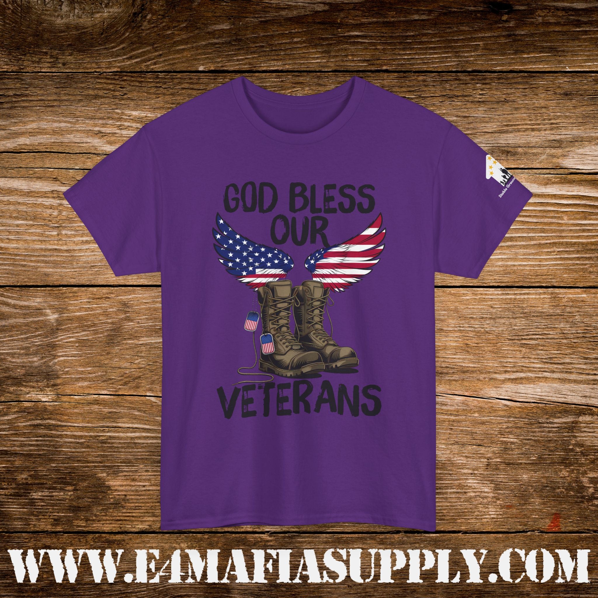“God Bless Our Veterans” – Patriotic American Flag Boots & Wings T-Shirt