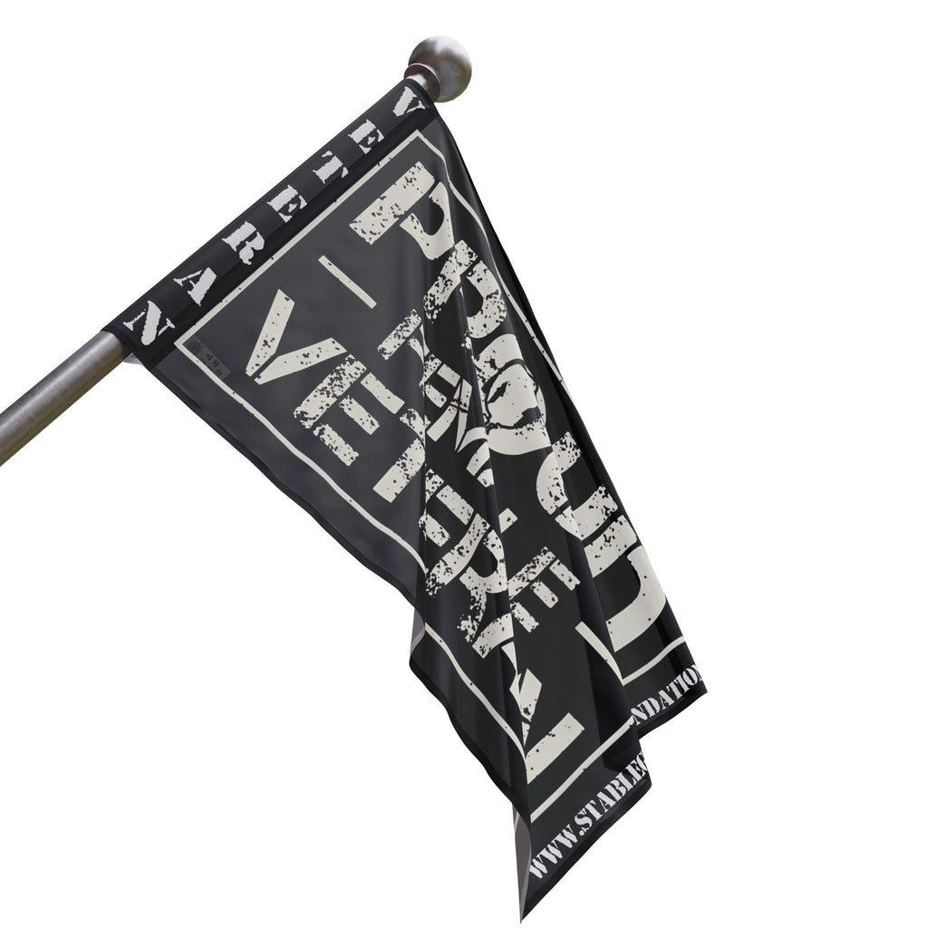 Proud Female Veteran — Bold Patriotic Flag Honoring Women Who Served
