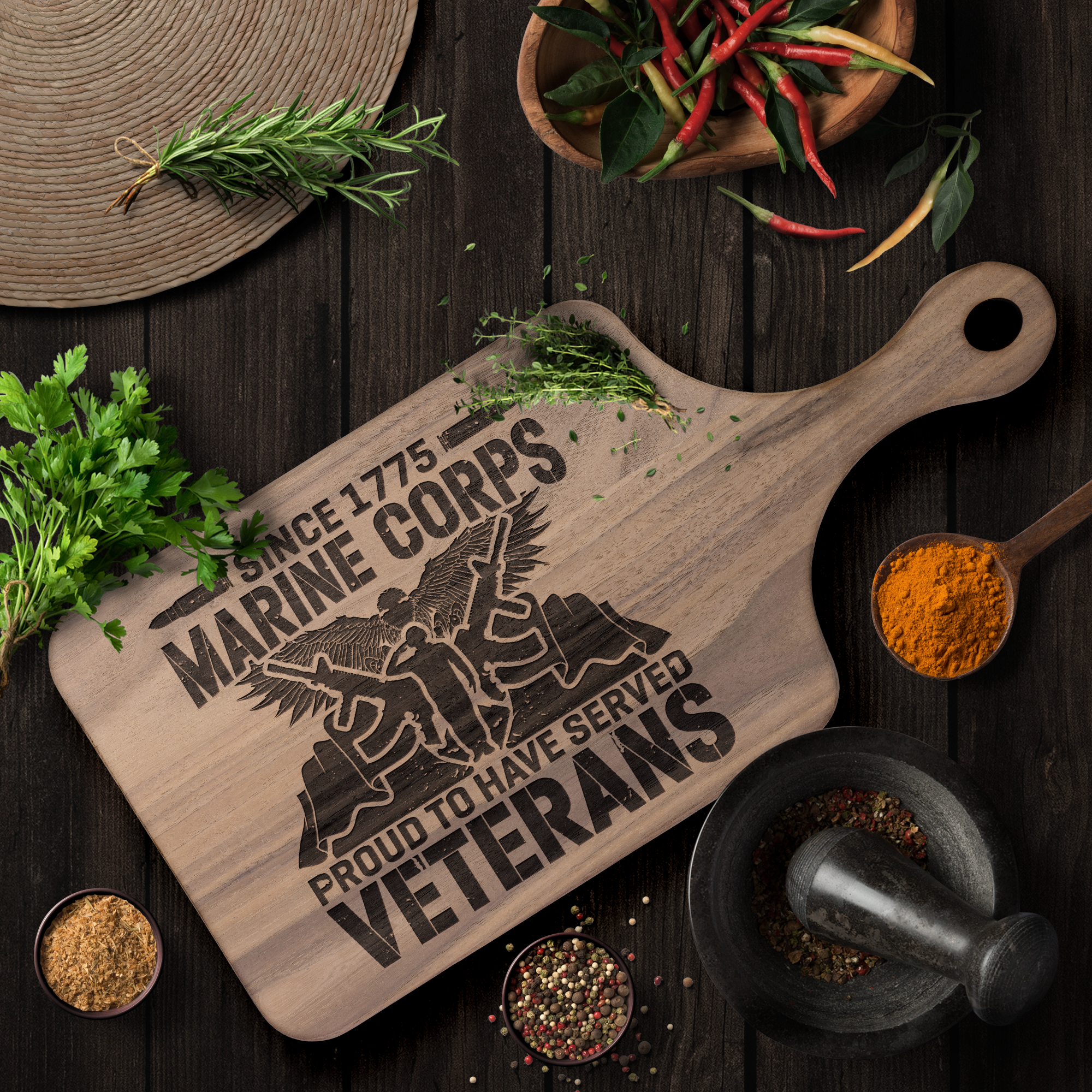 MARINE_Dark_Handle_H_Lifestyle_Mockup.png